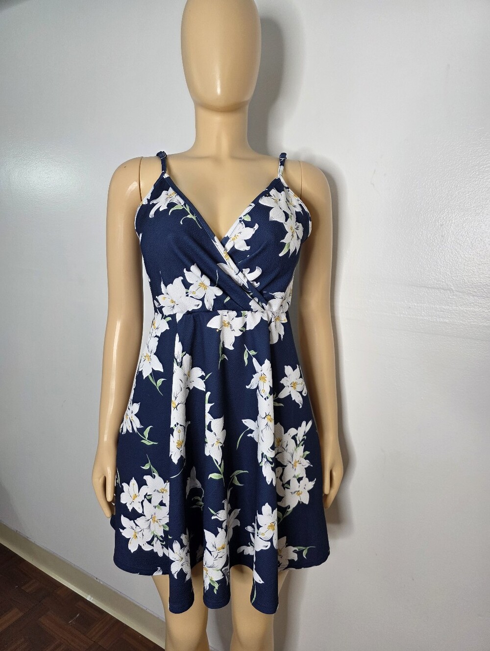 SHEIN Navy Blue Floral Wrap Mini Dress Size US/M